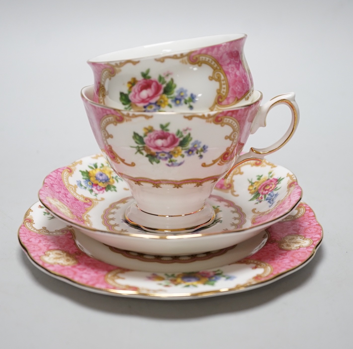 A Royal Albert Lady Carlyle pattern eleven piece teaset